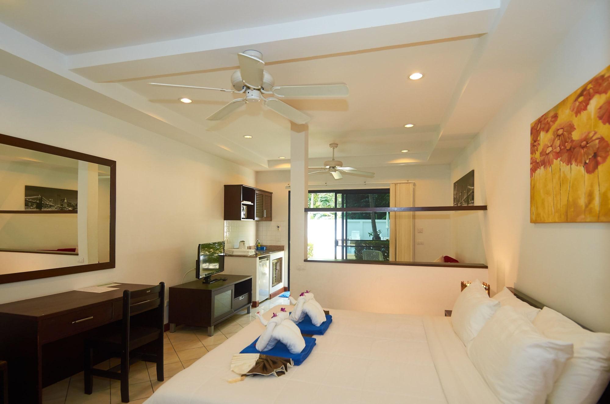Phuket Riviera Villas Hotel Nai Harn Bagian luar foto