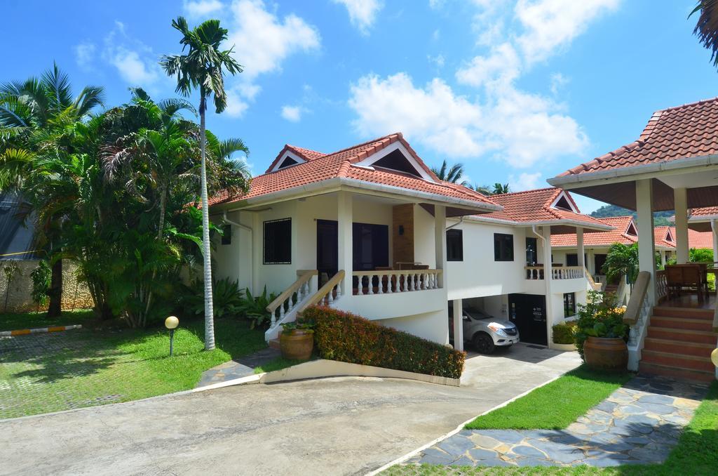 Phuket Riviera Villas Hotel Nai Harn Bagian luar foto